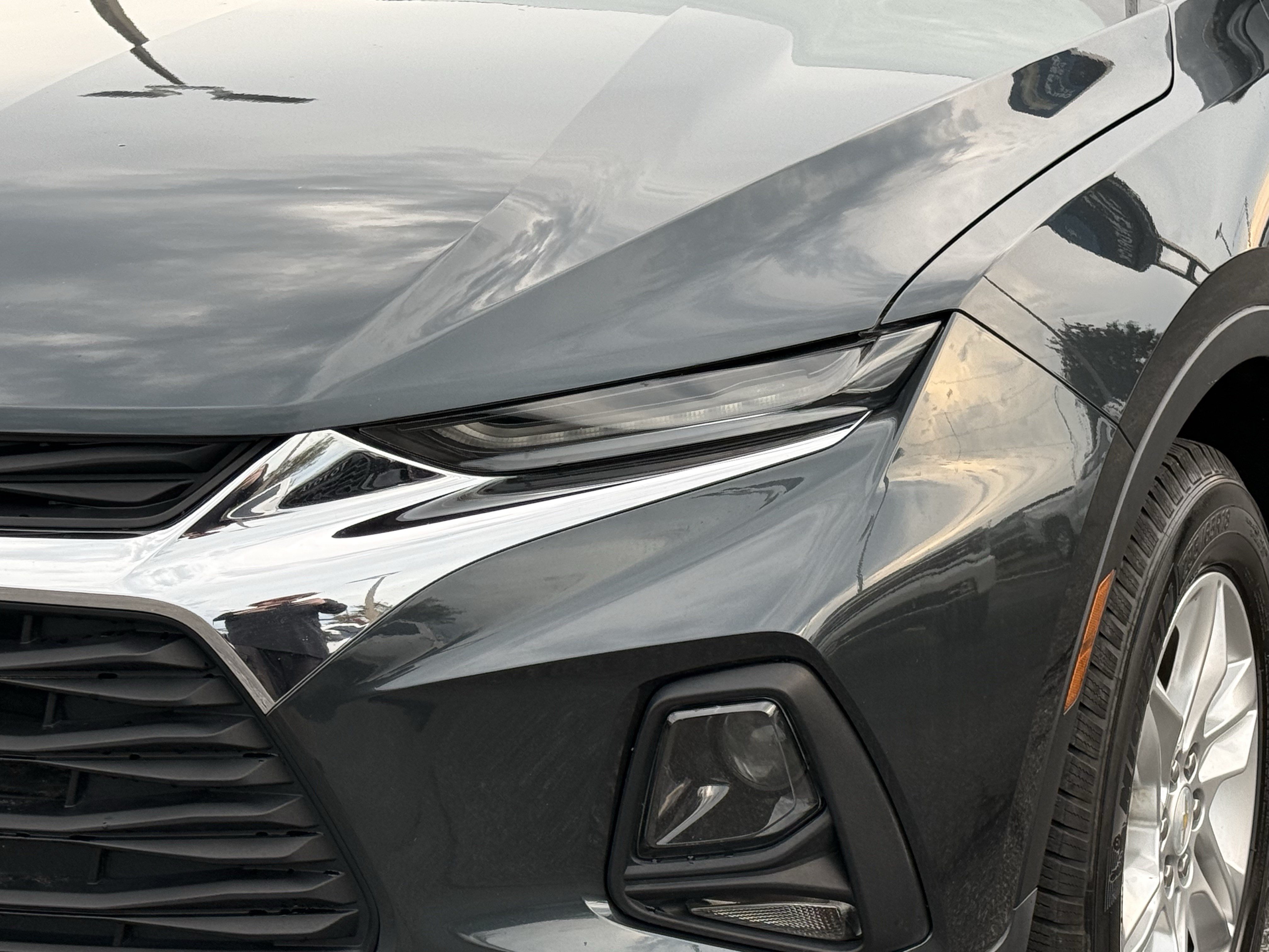 Used 2019 Chevrolet Blazer LT w/ Sound & Technology Package FWD image 6
