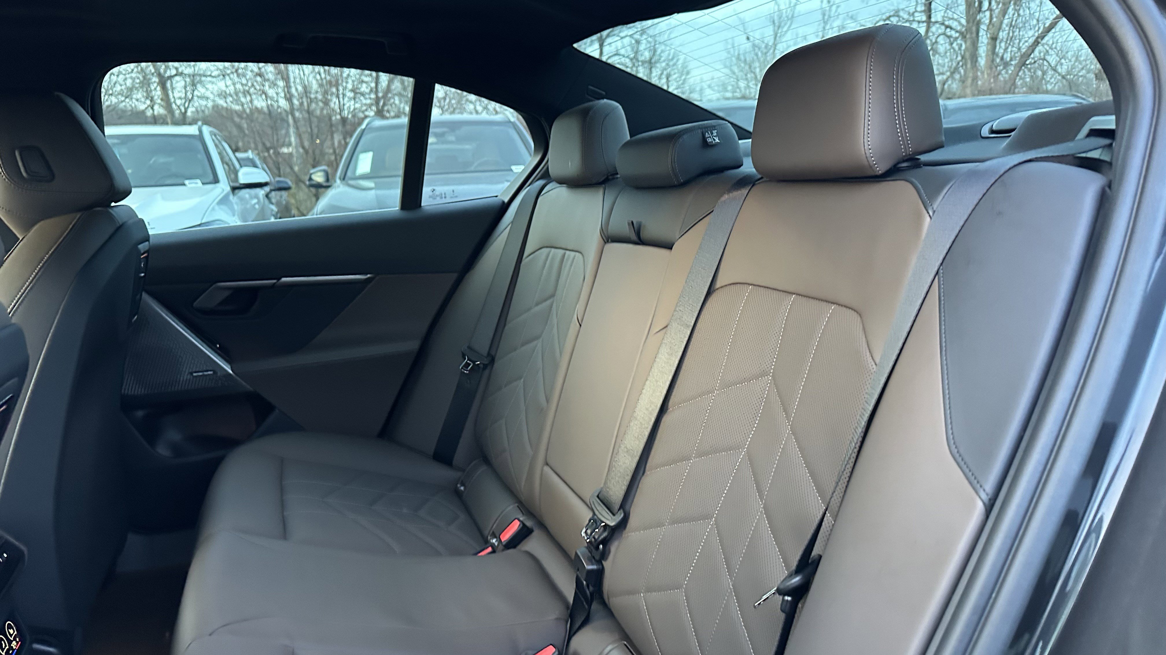 Used 2026 BMW 530i xDrive w/ Premium Package image 30