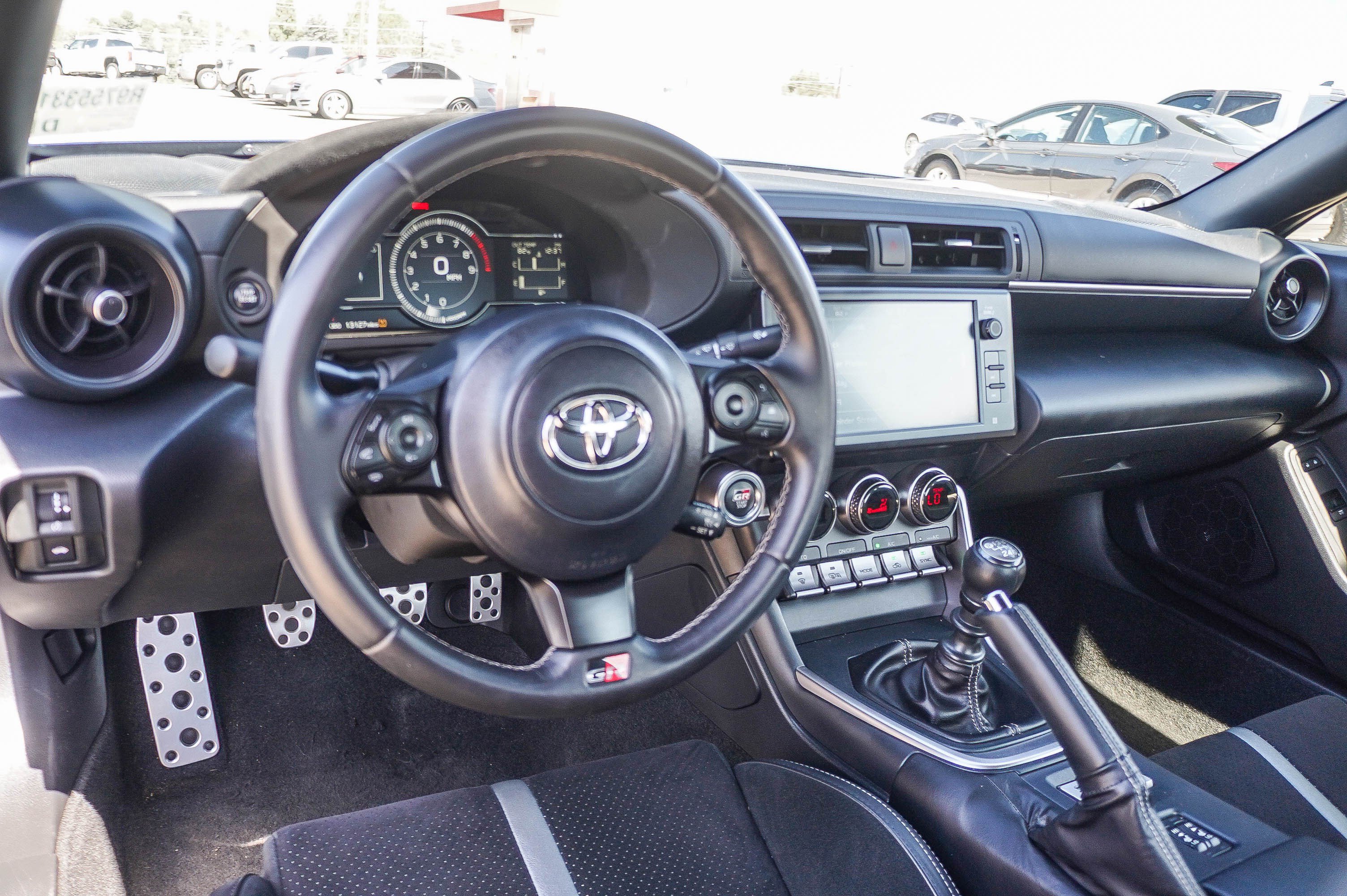 Used 2024 Toyota GR86 Premium RWD image 13