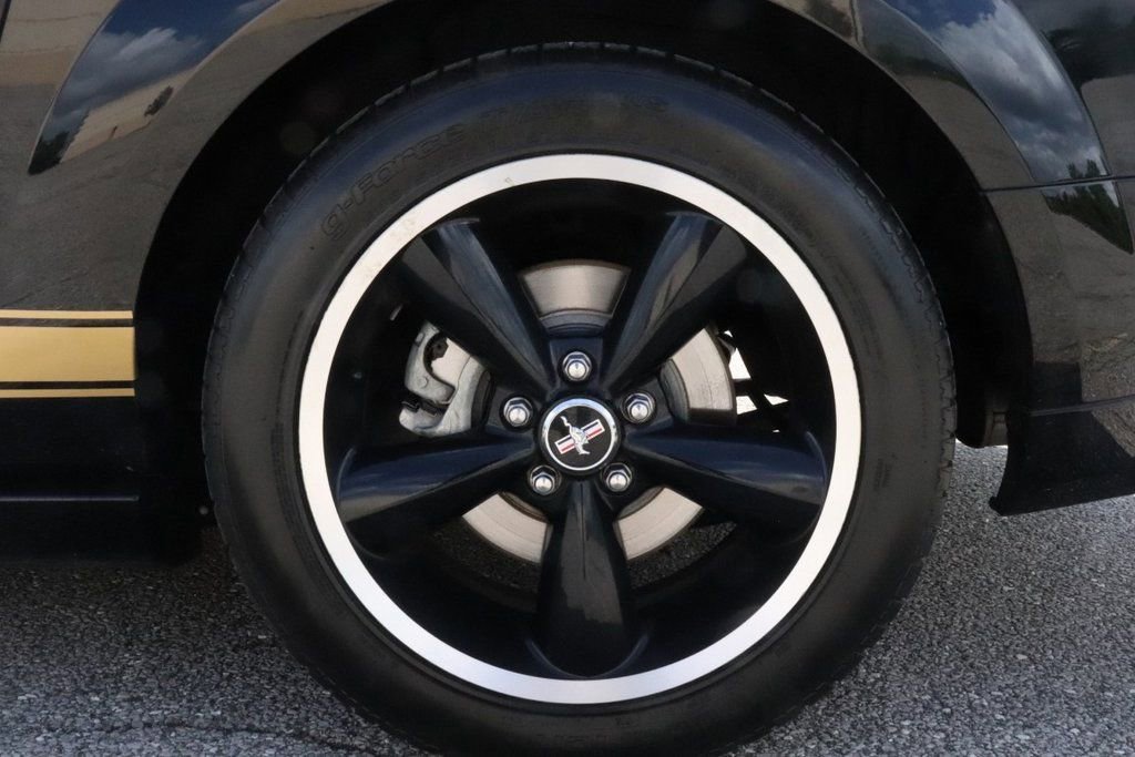 Used 2007 Ford Mustang GT image 25