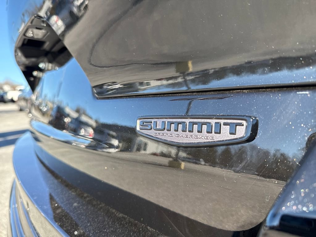 New 2025 Jeep Grand Cherokee L Summit w/ Obsidian Package image 48