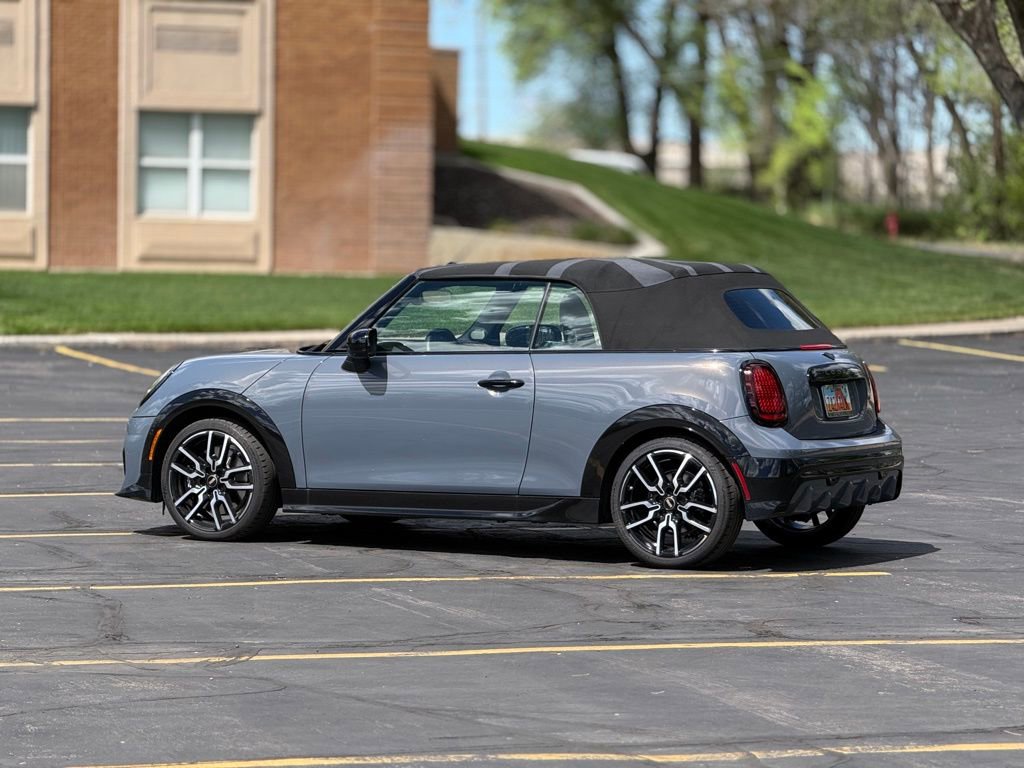 Used 2026 MINI Cooper S FWD image 7