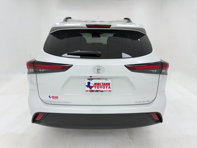 New 2026 Toyota Highlander XLE image 39