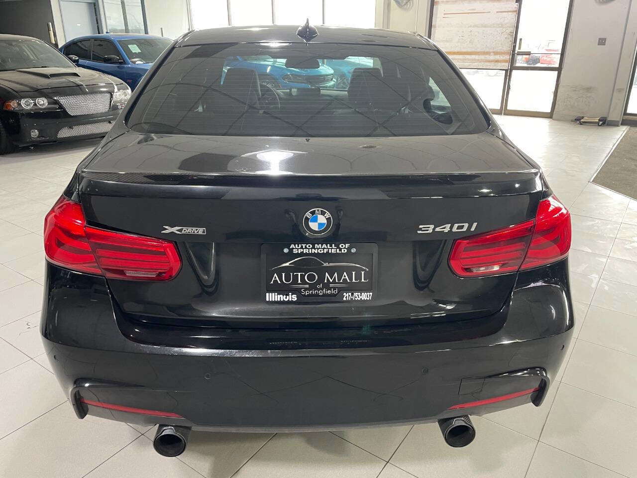 Used 2017 BMW 340i xDrive Sedan image 6