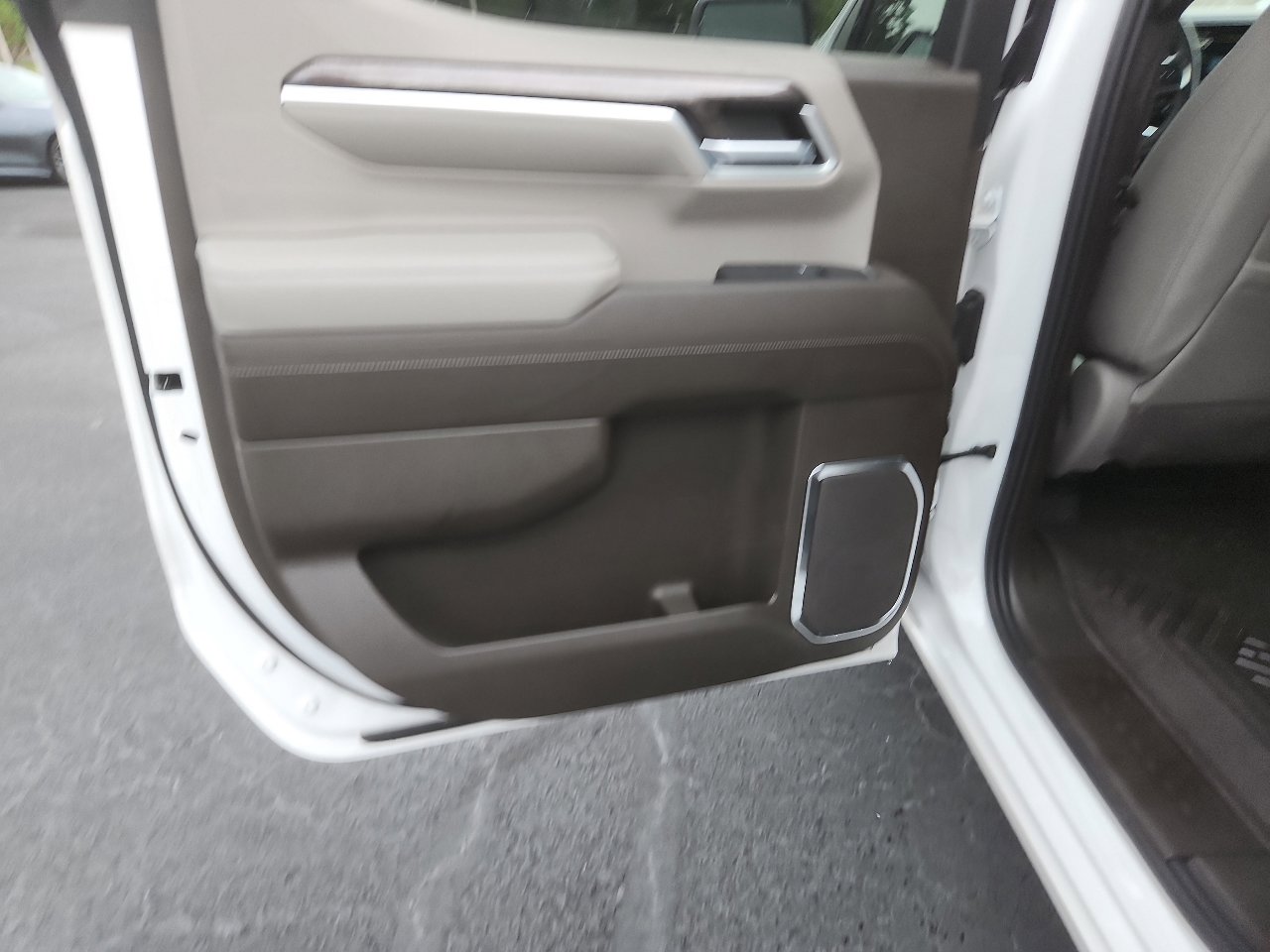 Used 2022 Chevrolet Silverado 1500 LTZ image 23