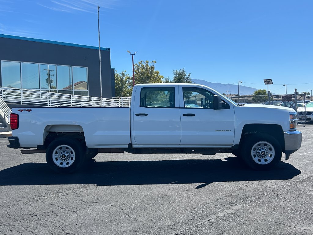 Used 2019 Chevrolet Silverado 3500 W/T AWD/4WD image 2