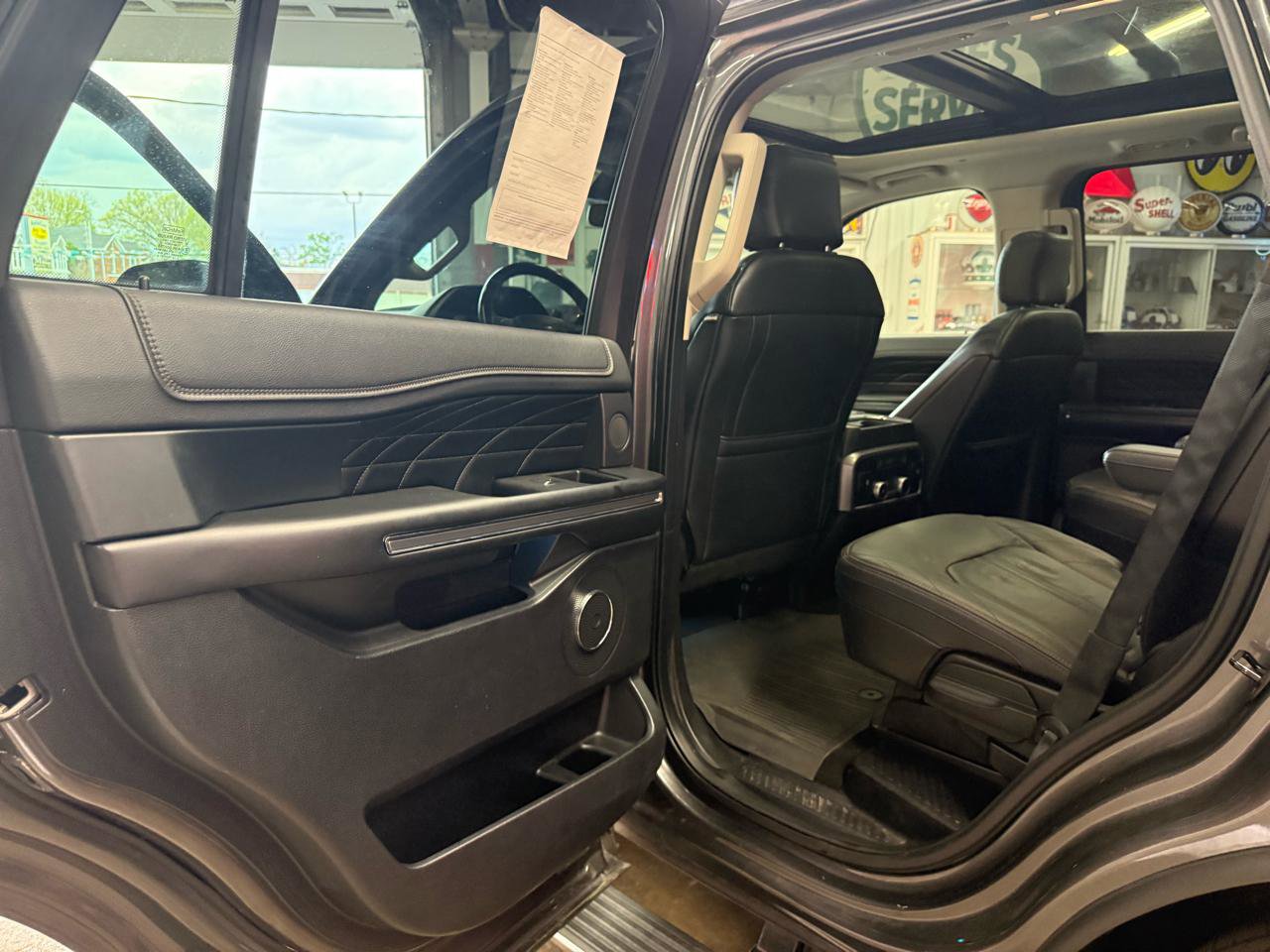 Used 2019 Ford Expedition Platinum AWD/4WD image 20
