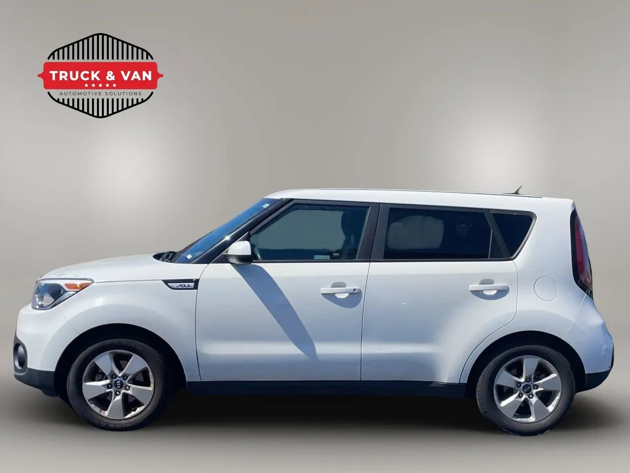 Used 2019 Kia Soul FWD image 3