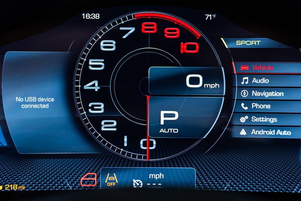 Used 2026 Ferrari Roma Spider RWD image 31