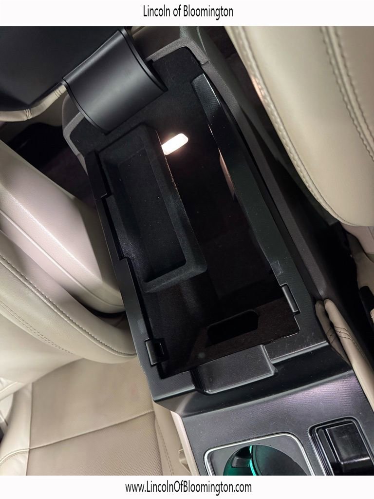 Certified 2022 Lincoln Corsair Reserve w/ Equipment Group 201A image 35