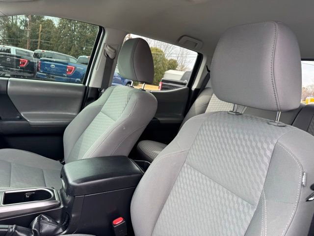 Used 2022 Toyota Tacoma SR5 image 3