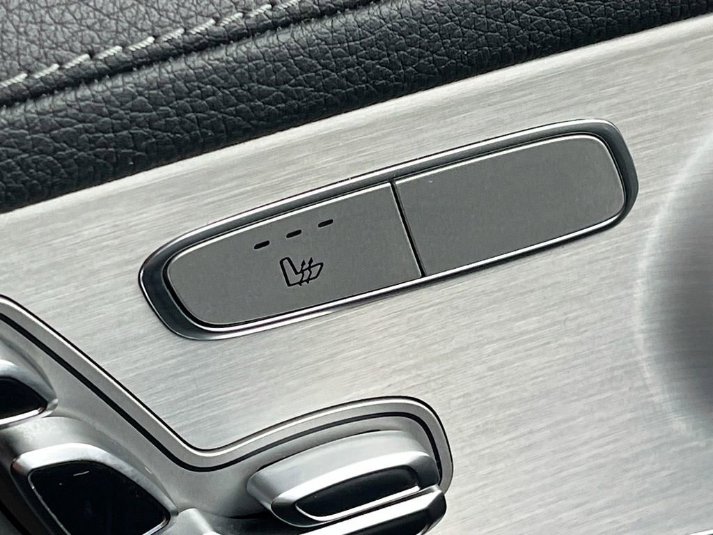 Used 2019 Mercedes-Benz GLC 300 4MATIC Coupe image 21