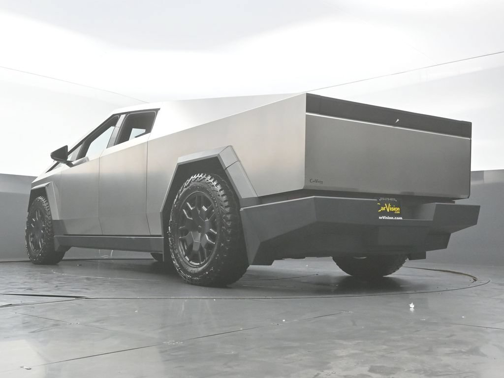 Used 2024 Tesla Cybertruck AWD Crew Cab image 41