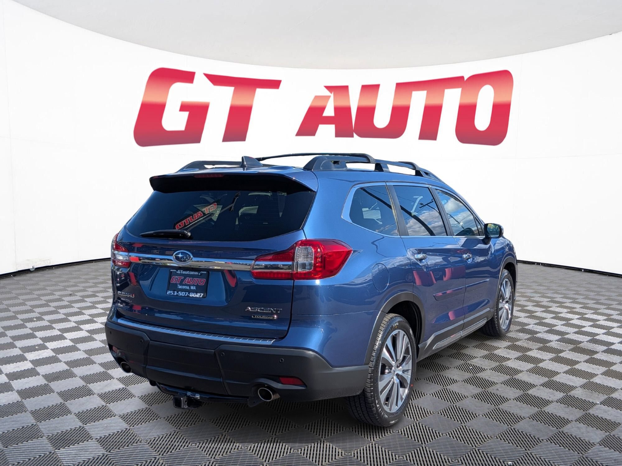Used 2022 Subaru Ascent Touring AWD/4WD image 4