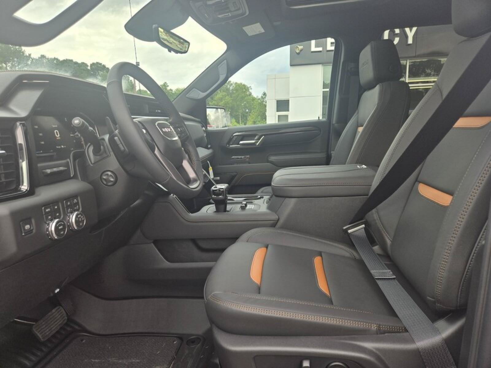 New 2026 GMC Sierra 1500 AT4 w/ AT4 Premium Package AWD/4WD image 19
