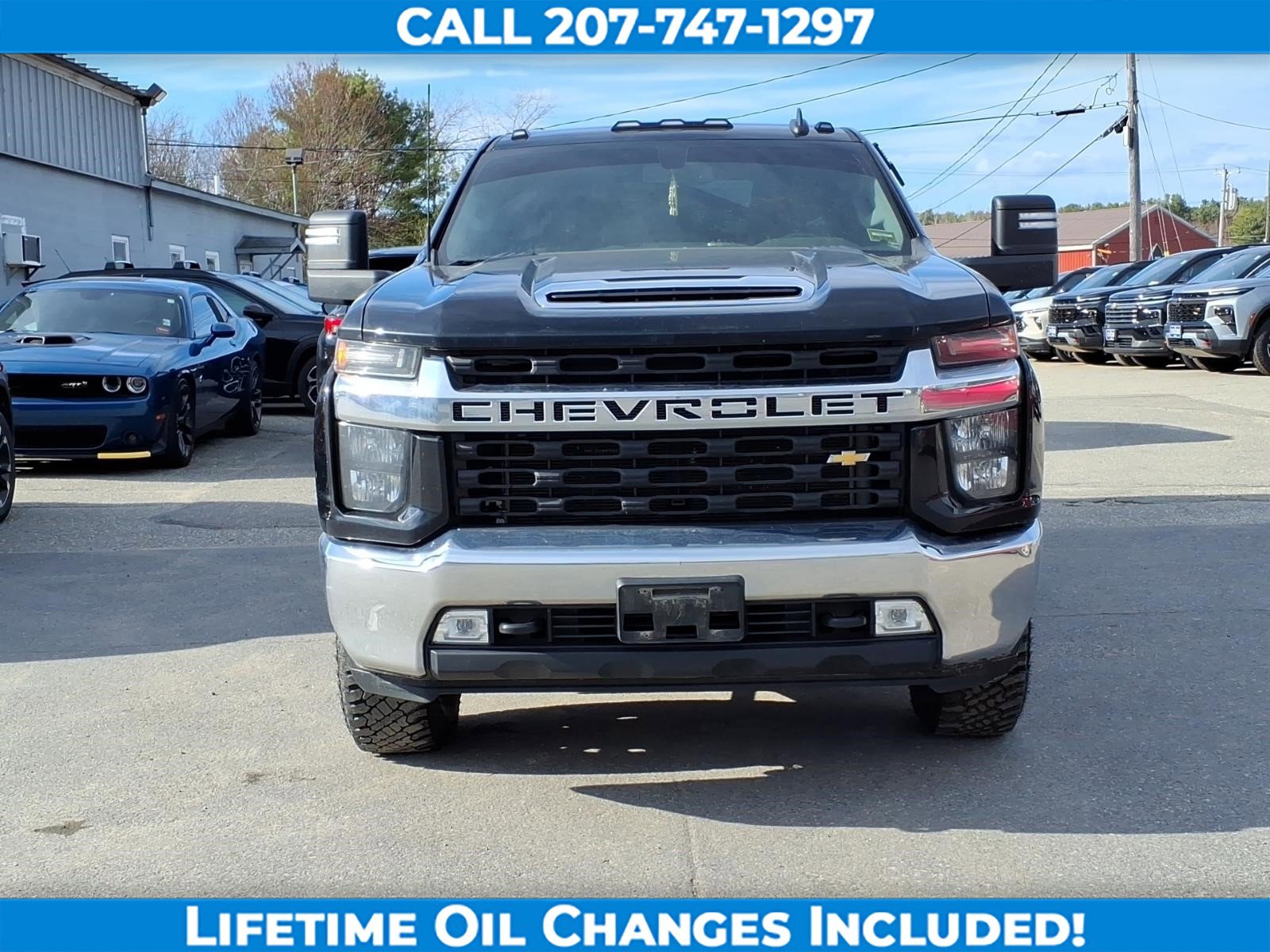 Used 2022 Chevrolet Silverado 2500 LT w/ Convenience Package AWD/4WD image 2