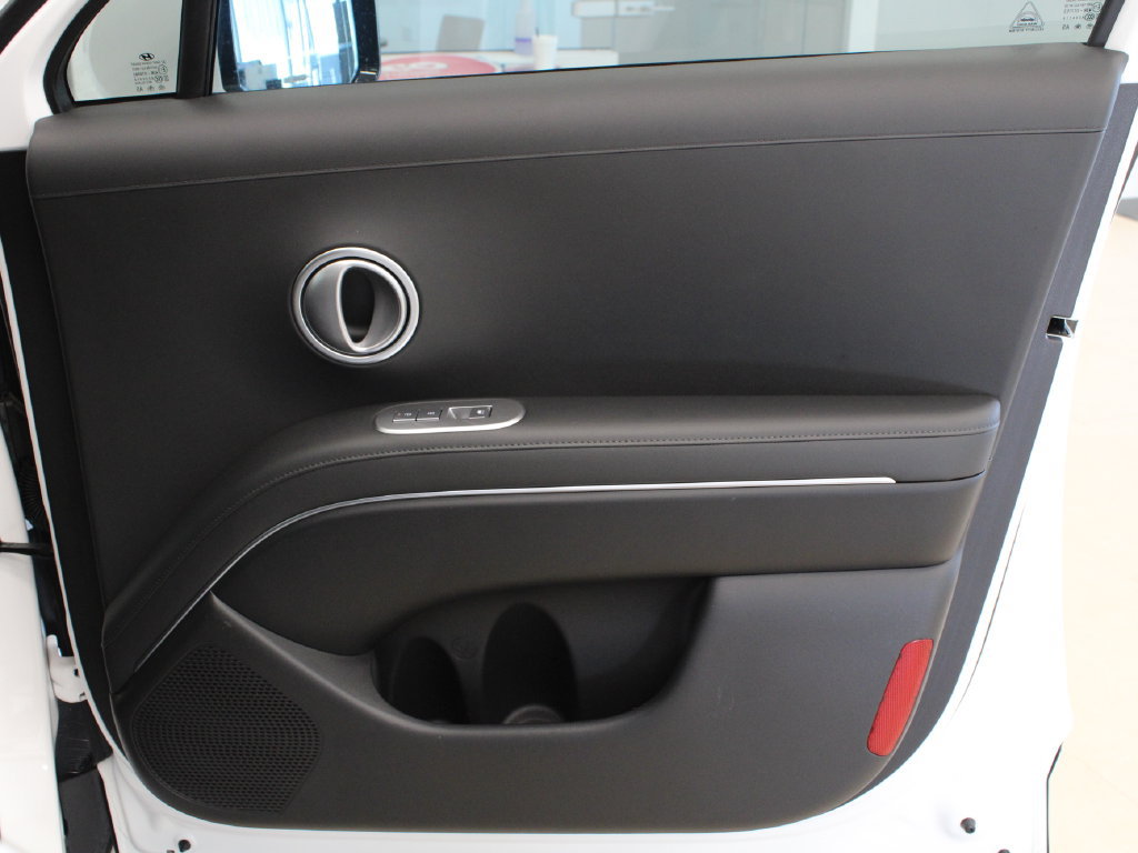 Used 2026 Hyundai Palisade SEL FWD image 15