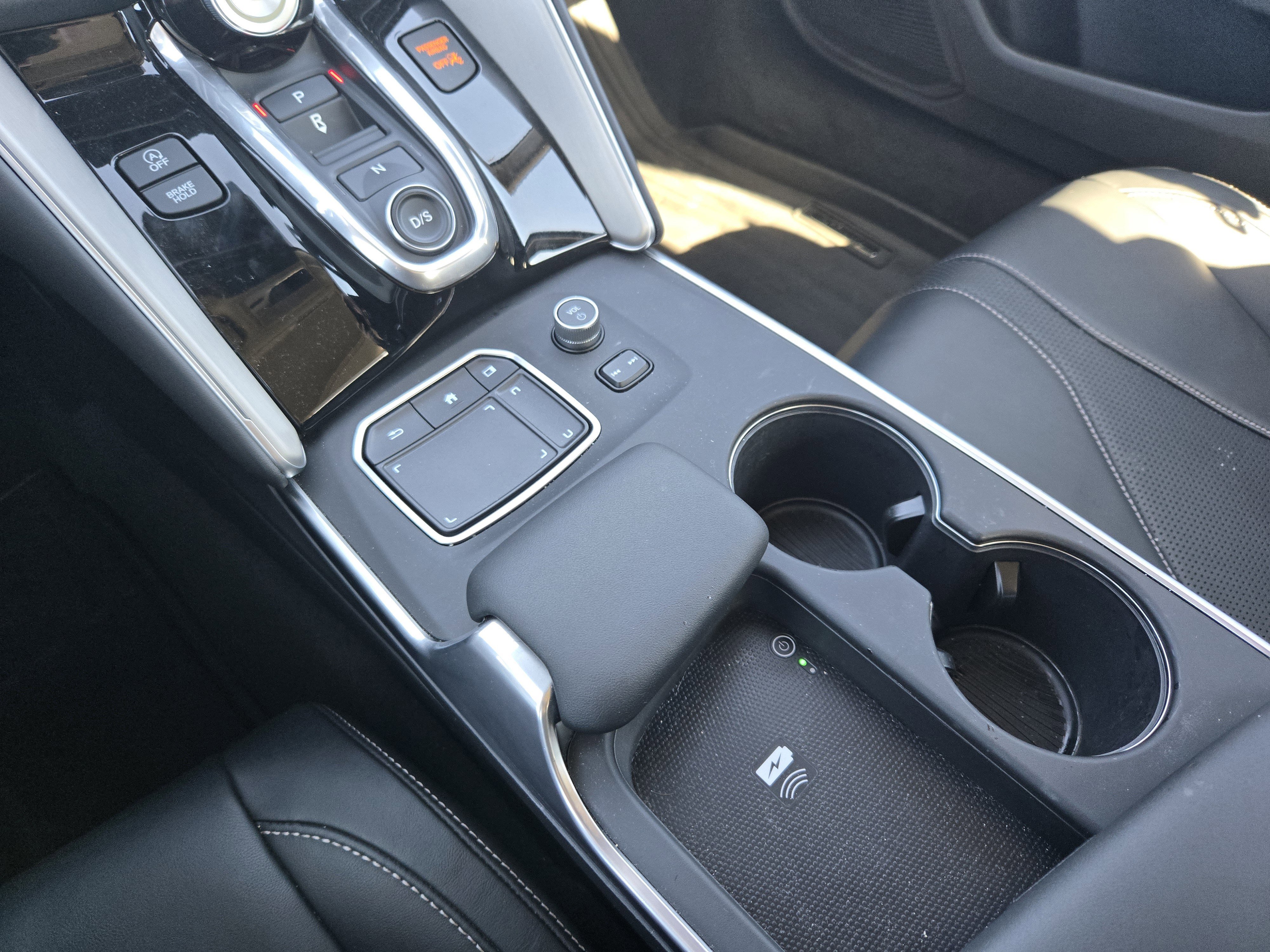 Certified 2025 Acura TLX w/ Technology Package image 26