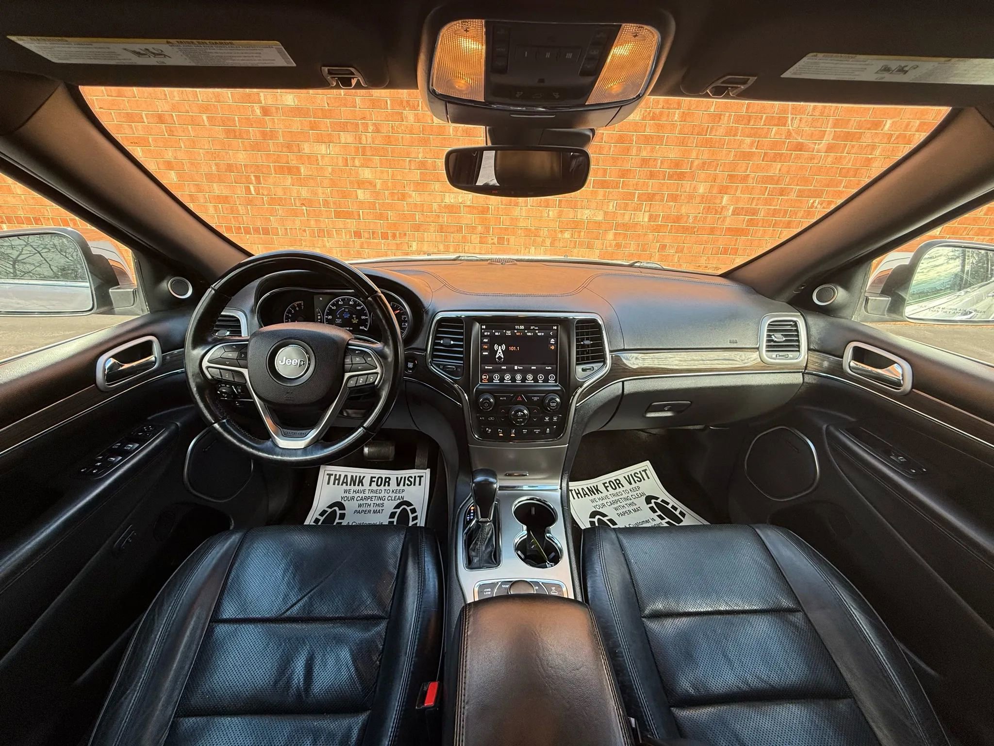 Used 2018 Jeep Grand Cherokee Overland image 17