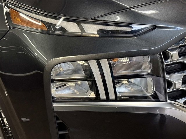 Used 2023 Hyundai Santa Fe SEL w/ Premium Package image 3