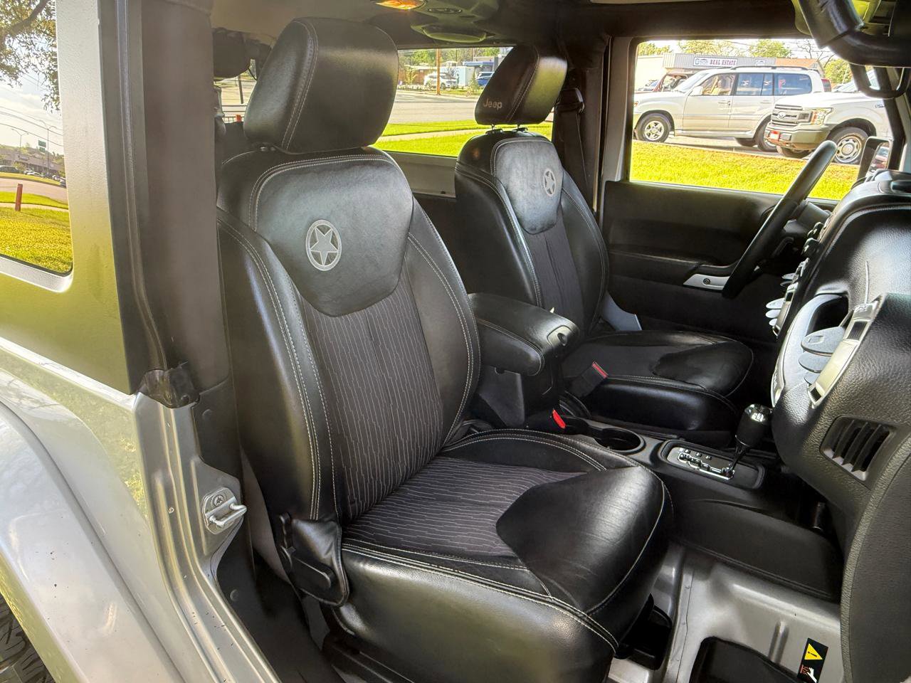 Used 2014 Jeep Wrangler Sport image 16