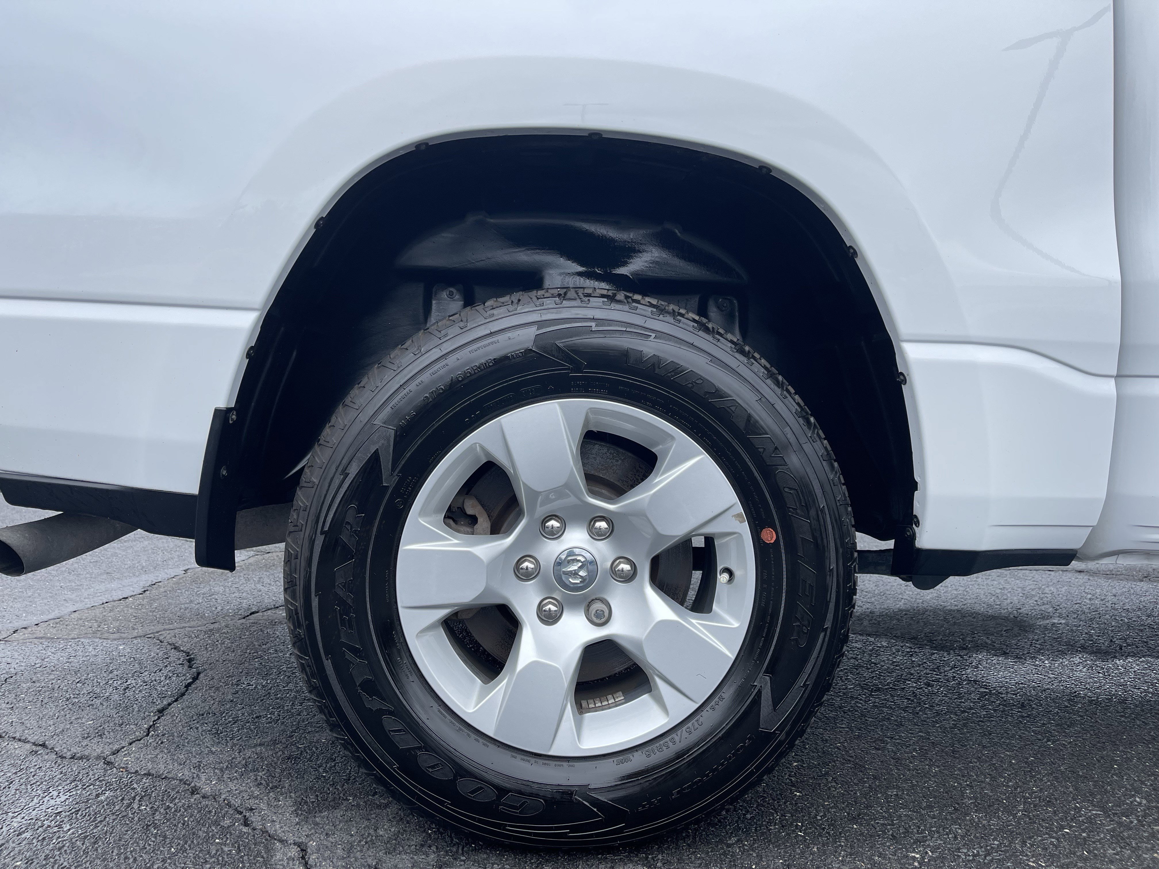 Used 2023 RAM 1500 Big Horn image 9
