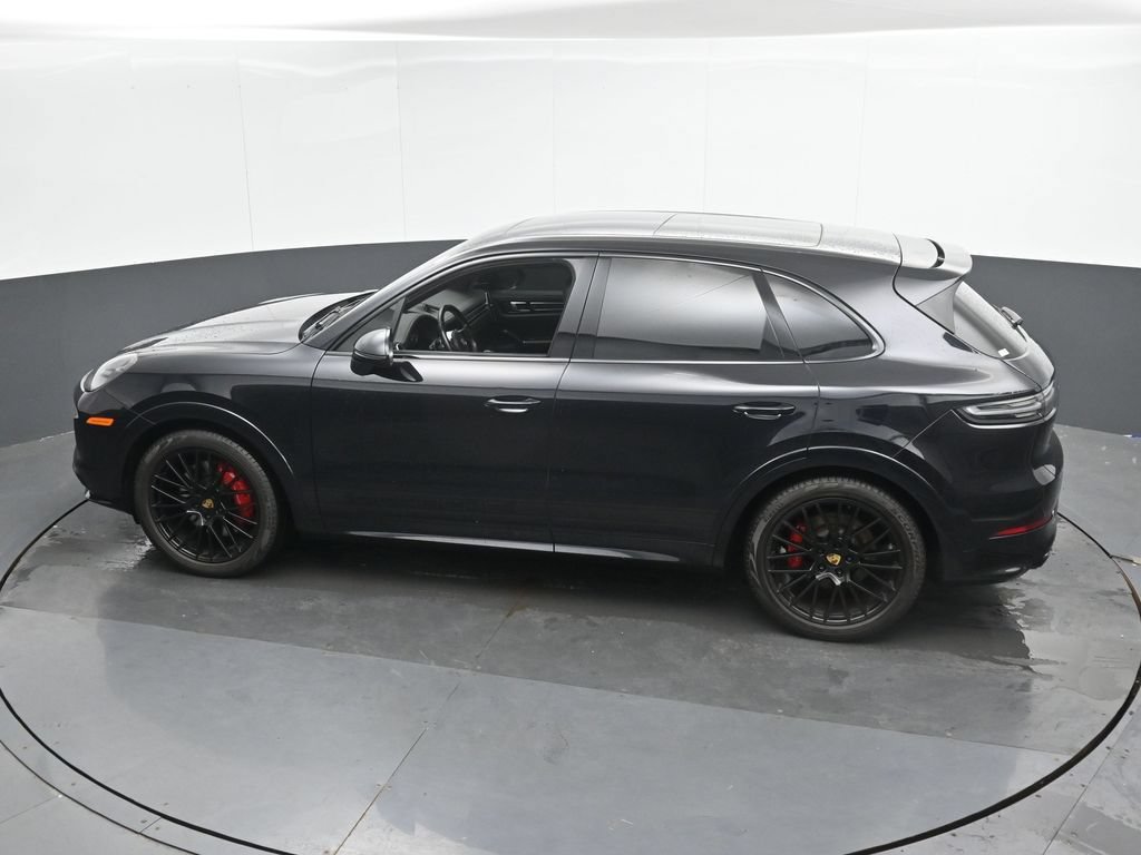 Used 2021 Porsche Cayenne GTS AWD/4WD image 36