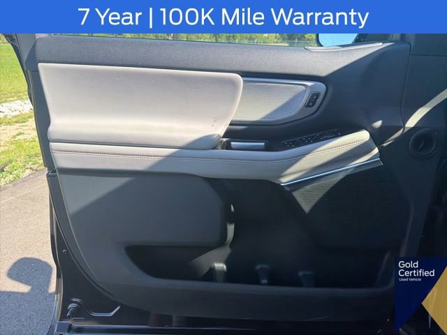 Used 2025 Ford Expedition Active AWD/4WD image 31