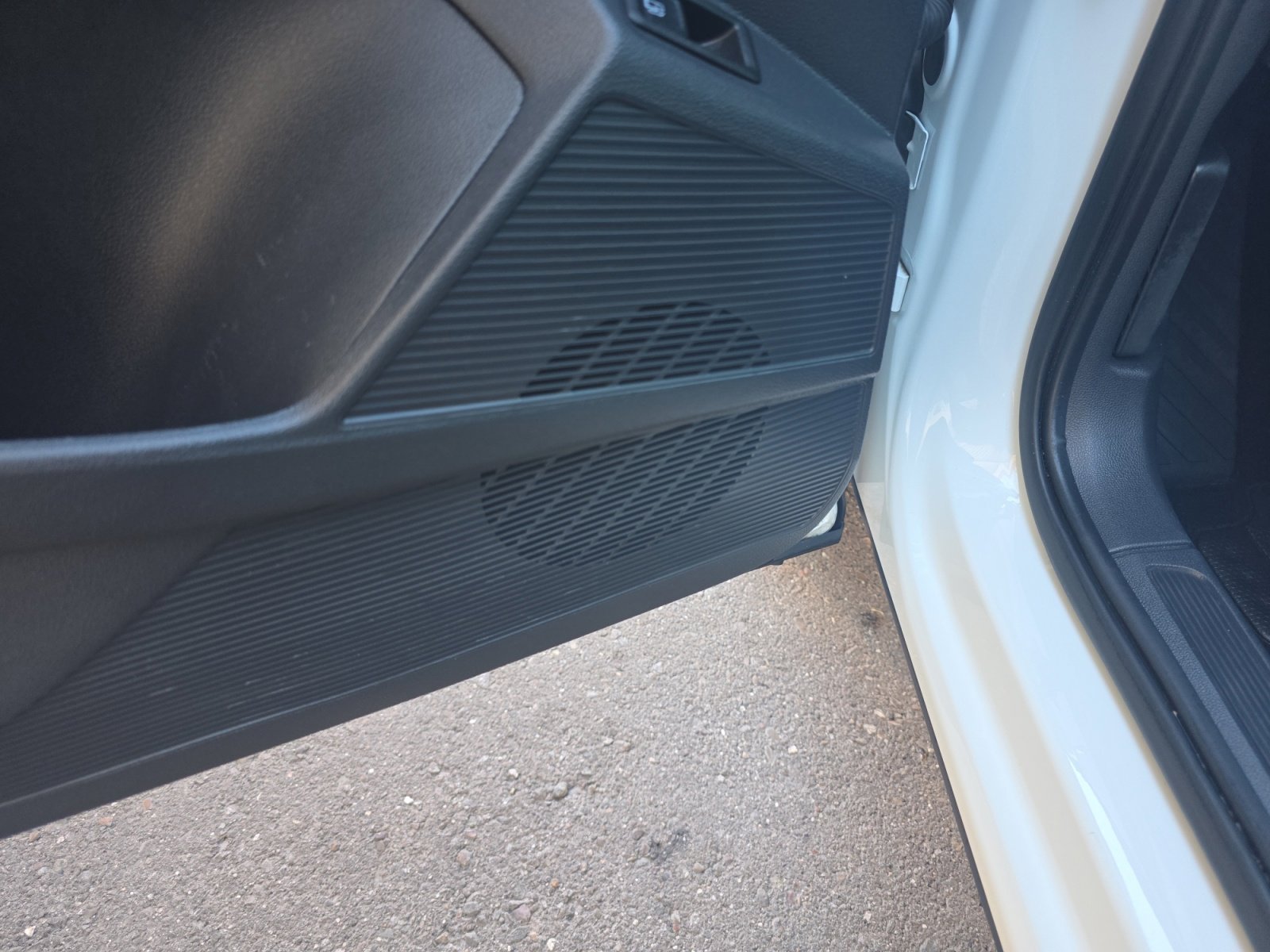 Used 2023 Volkswagen Taos S image 27