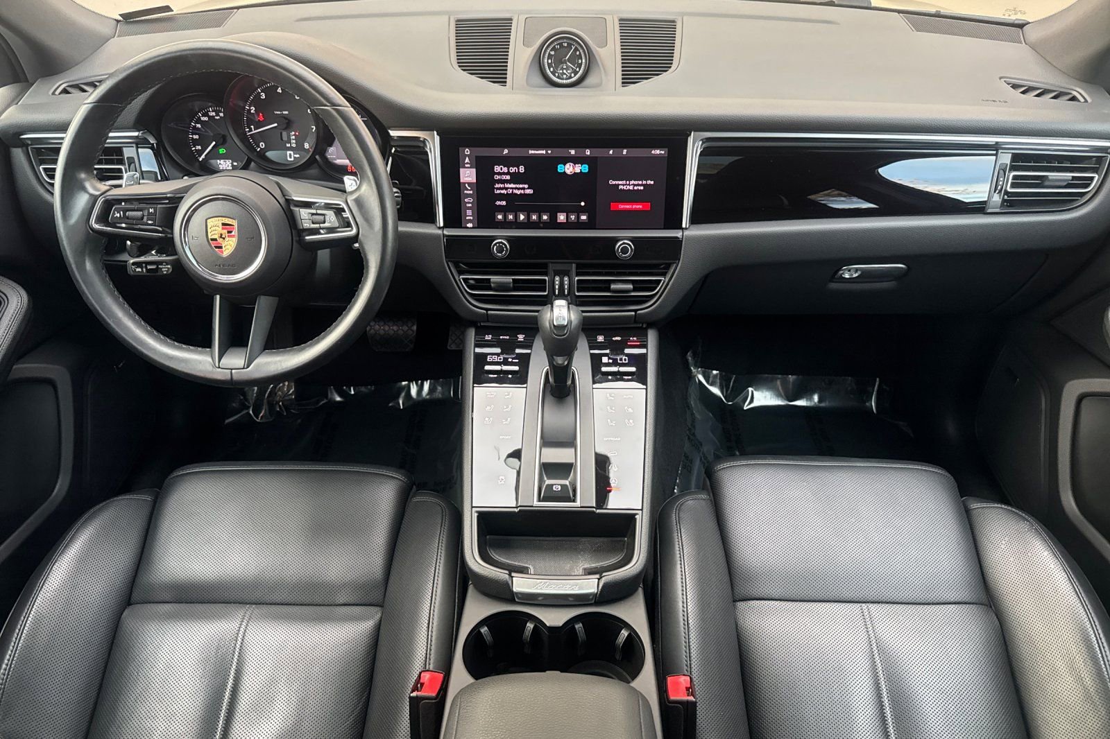 Used 2024 Porsche Macan image 13