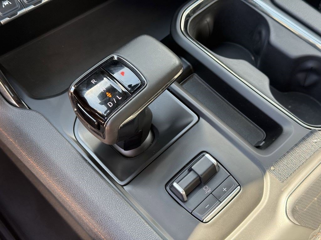 Used 2025 GMC Sierra 1500 AT4 AWD/4WD image 23