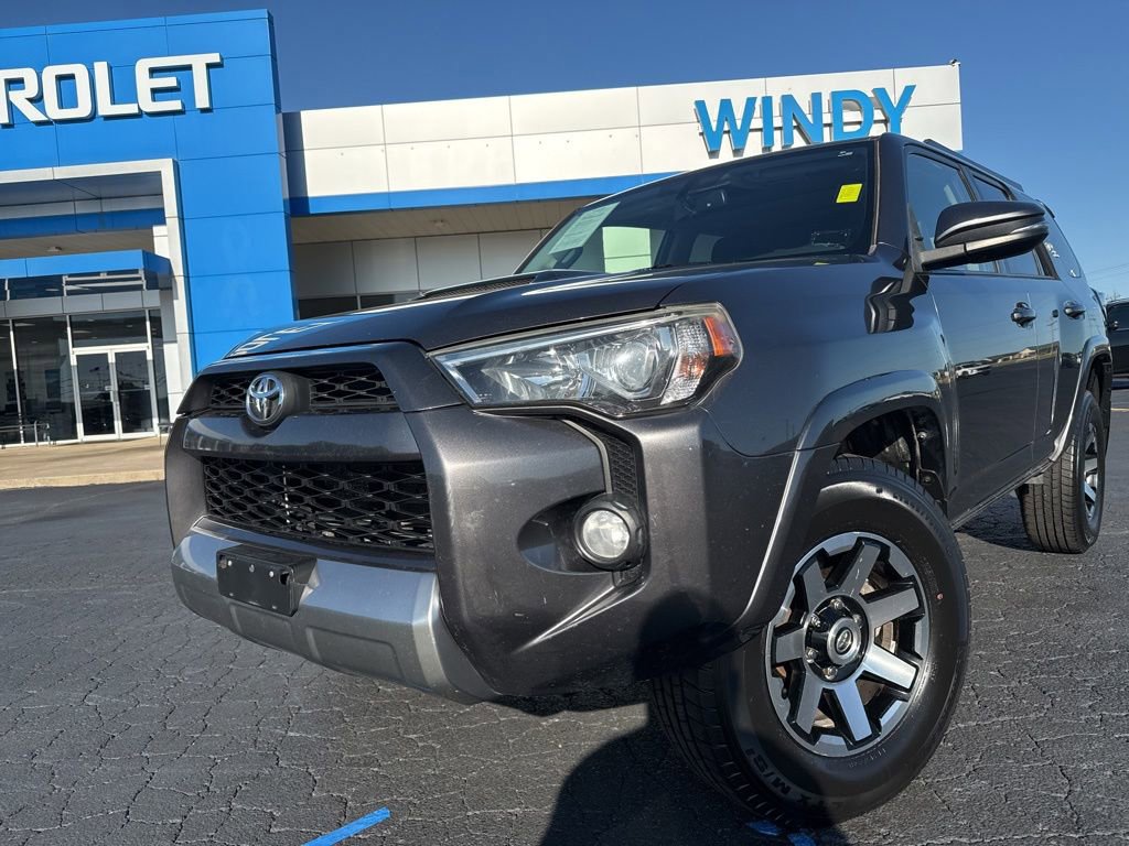Used 2017 Toyota 4Runner TRD Off-Road Premium AWD/4WD image 4