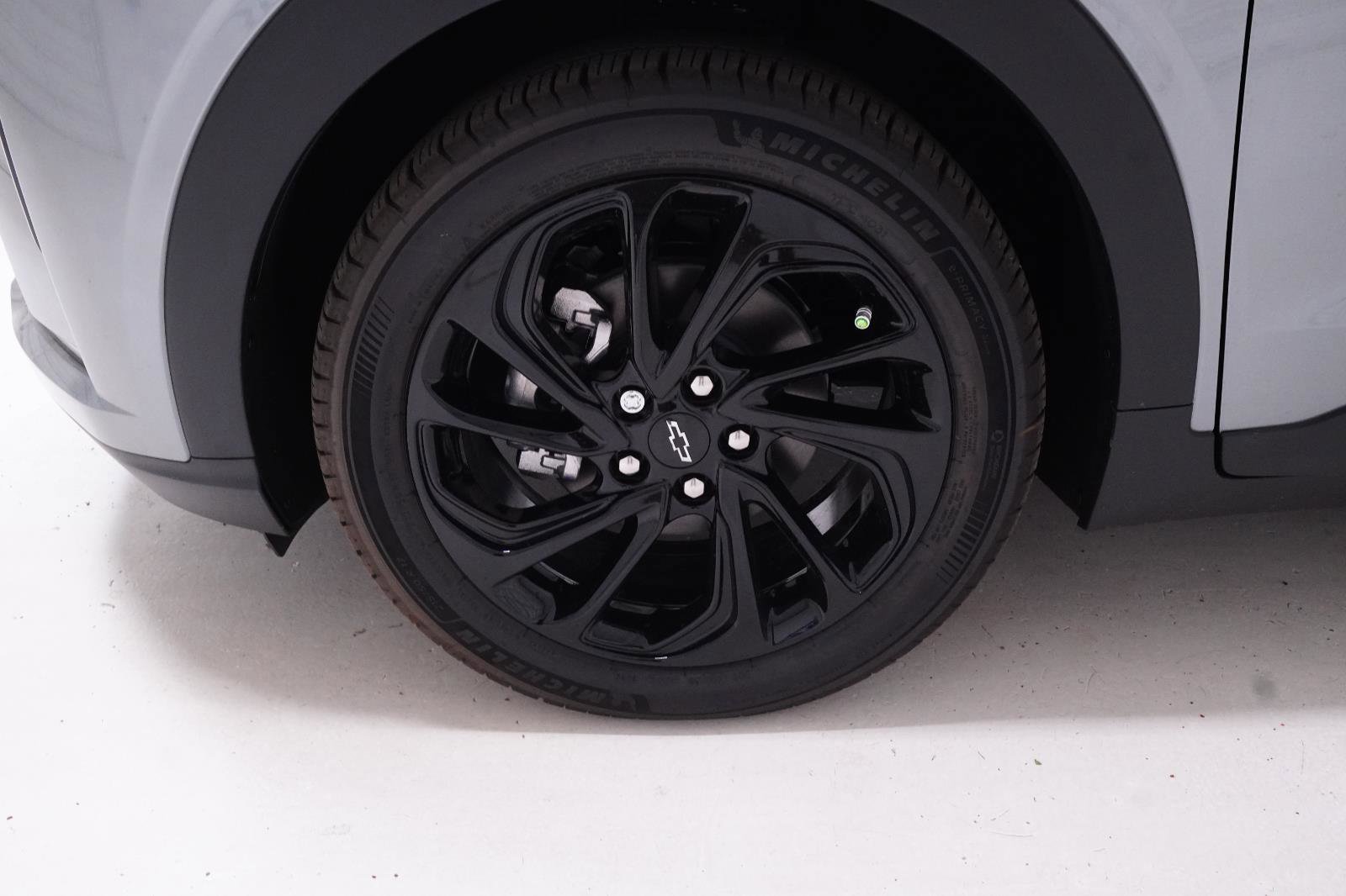 New 2027 Chevrolet Bolt RS FWD image 11