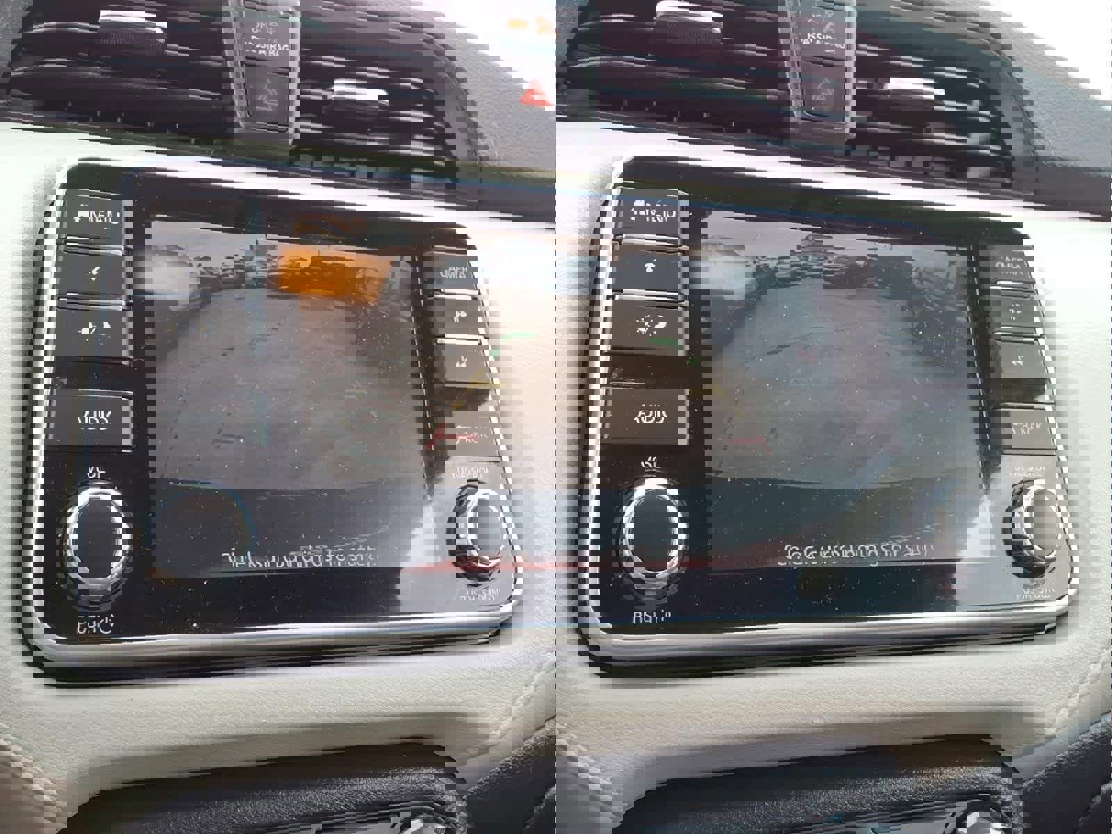 Used 2021 Nissan Versa SV FWD image 10