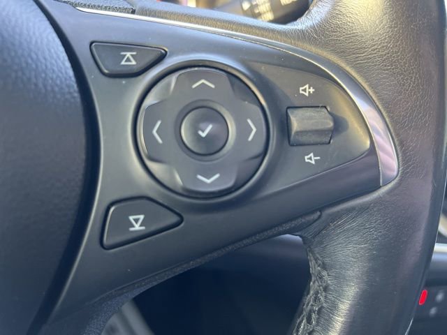 Used 2019 Buick Enclave Essence image 16