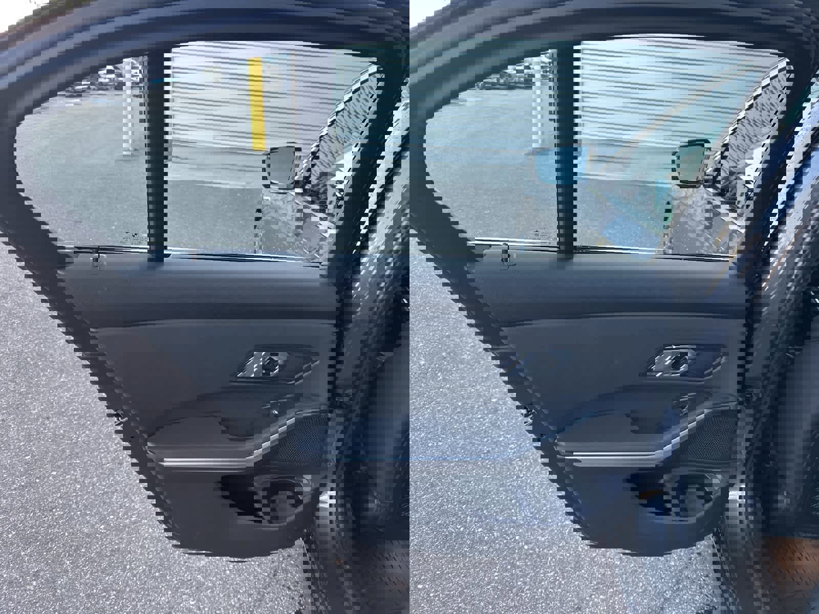 Used 2019 BMW 330i xDrive Sedan w/ Convenience Package image 19