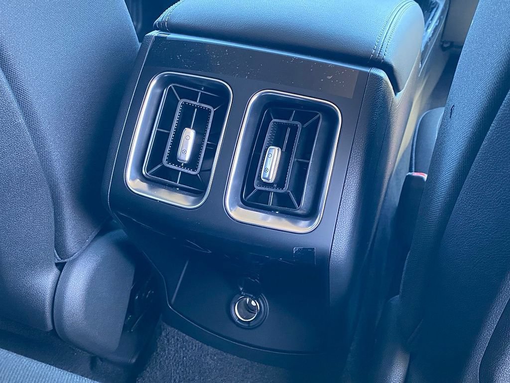 New 2026 Kia Sorento LX FWD image 24