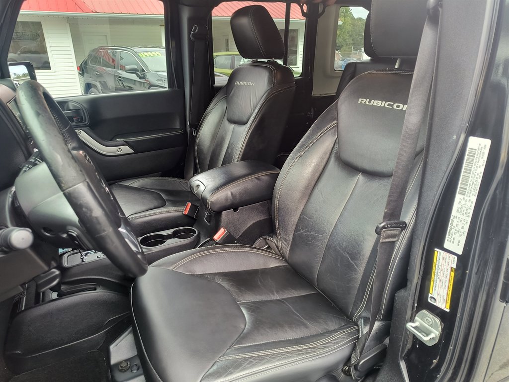 Used 2014 Jeep Wrangler Unlimited Rubicon image 18