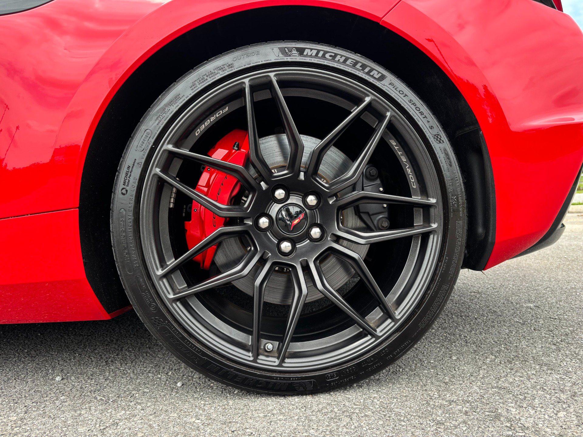 Used 2023 Chevrolet Corvette Z06 RWD image 20