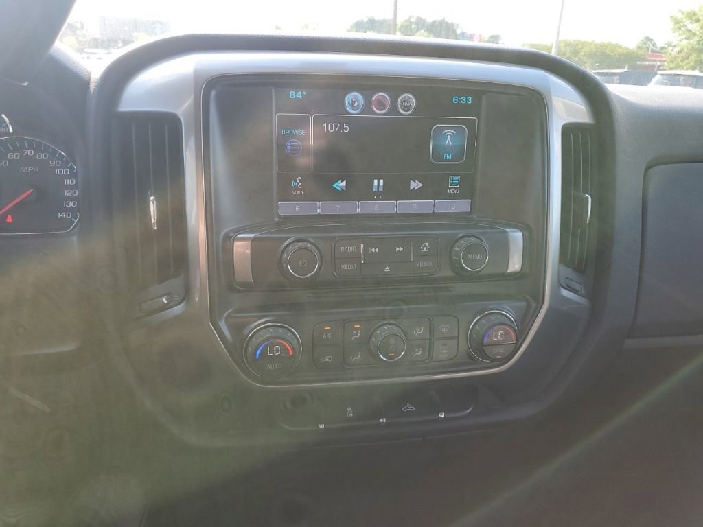 Used 2015 Chevrolet Silverado 2500 LT w/ LT Convenience Package AWD/4WD image 8