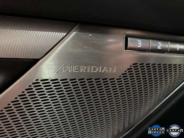 Used 2024 Jaguar F-PACE R-Dynamic S image 32