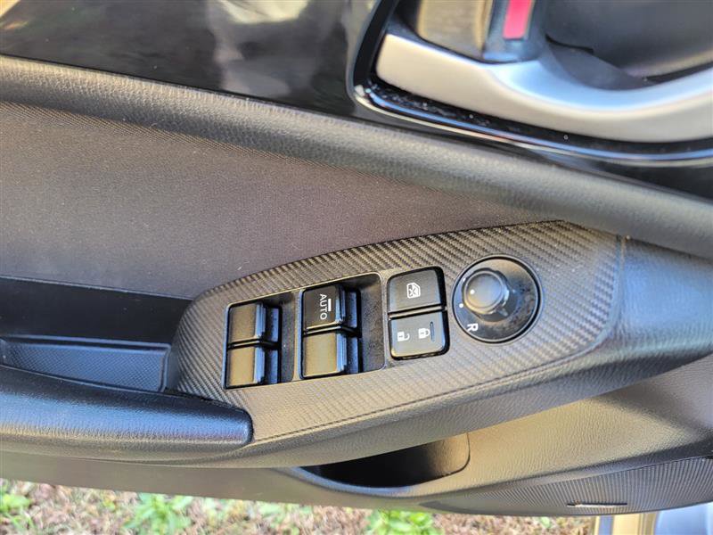 Used 2014 MAZDA MAZDA3 i Touring w/ Technology Package image 13