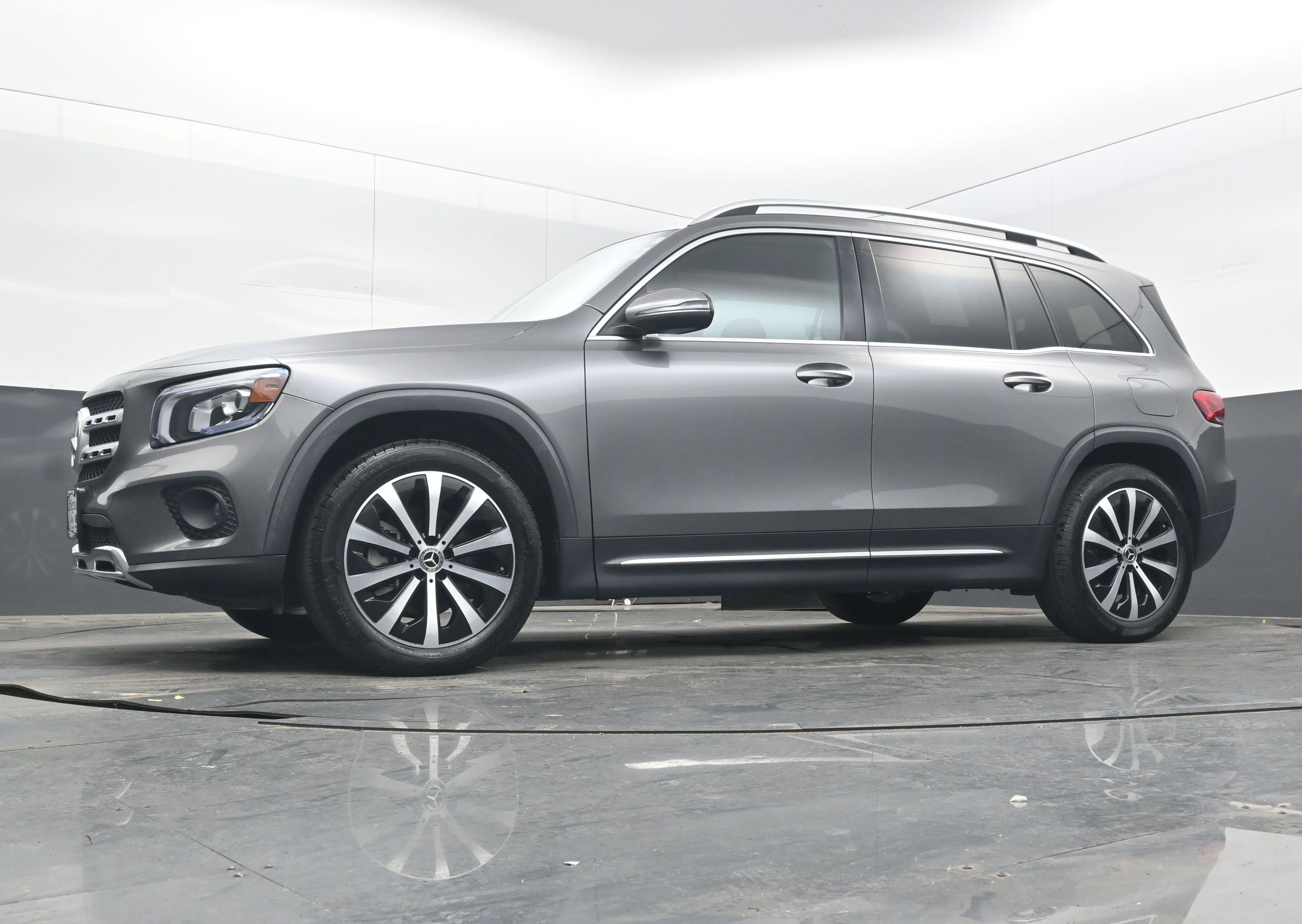 Used 2023 Mercedes-Benz GLB 250 GLB 250 image 25