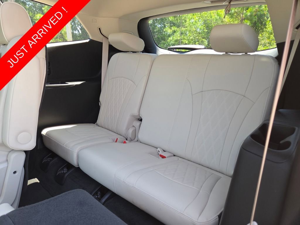 Used 2023 Buick Enclave Avenir w/ Avenir Technology Package FWD image 22