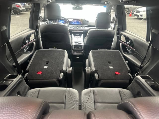 Used 2024 Mercedes-Benz GLS 450 4MATIC image 17