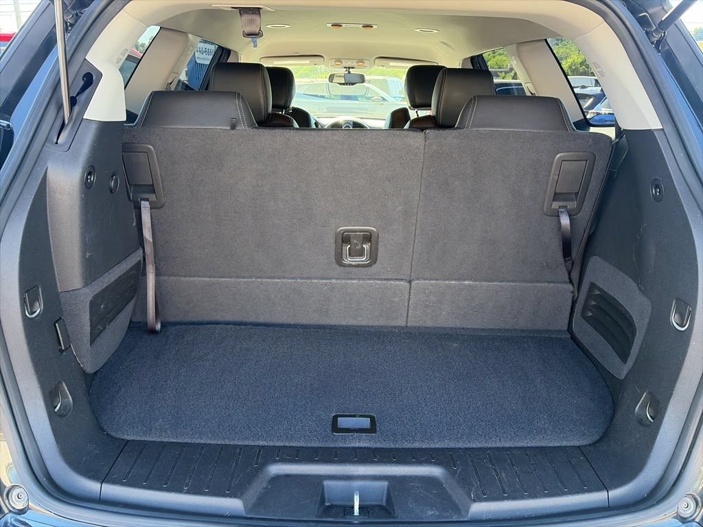 Used 2017 Buick Enclave Leather FWD image 32