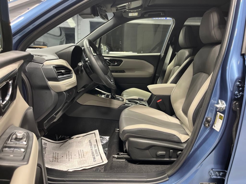 Used 2025 Subaru Forester Limited w/ Popular Package #1 AWD/4WD image 15