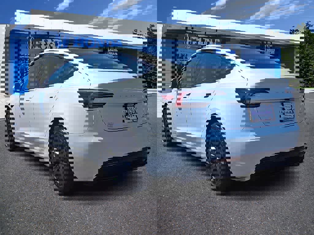 Used 2025 Tesla Model 3 Long Range image 22