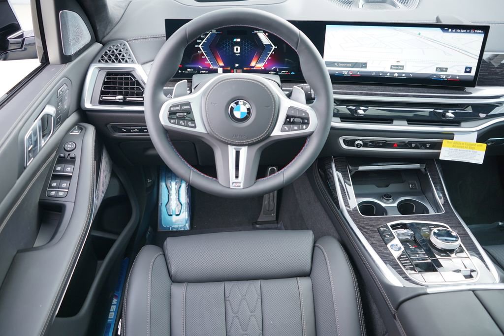 New 2026 BMW X7 M60i image 14