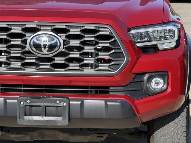 Used 2021 Toyota Tacoma TRD Off-Road AWD/4WD image 8